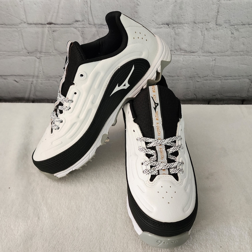 Mizuno Spike Swift 8 Softball Metal Cleats 11GM236009